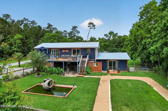 309 Beverly Street, Bay Saint Louis, MS 39520