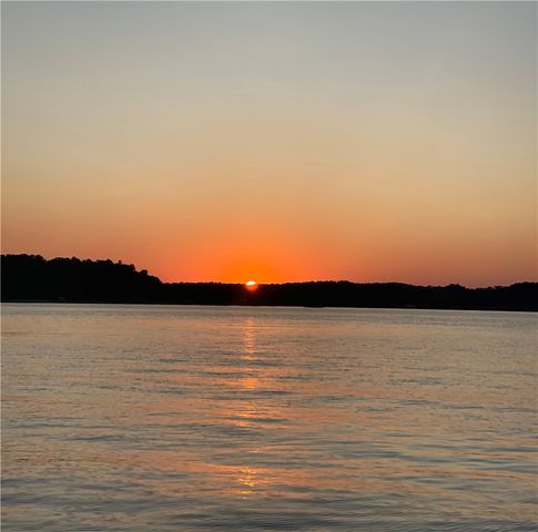 22 Ravenshoe Road, Rogers, AR 72756