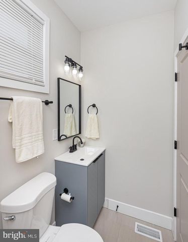 4134 SLATER AVE, Nottingham, MD 21236