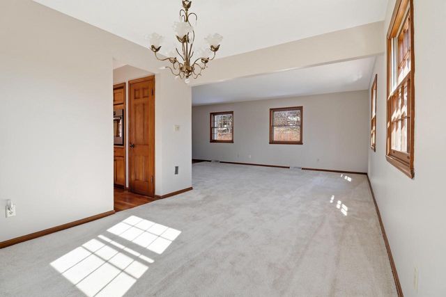 8541 W Midland DRIVE, Greendale, WI 53129