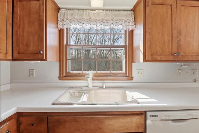 8541 W Midland DRIVE, Greendale, WI 53129