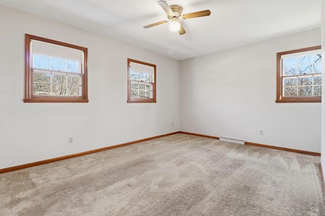 8541 W Midland DRIVE, Greendale, WI 53129