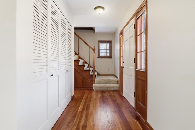 8541 W Midland DRIVE, Greendale, WI 53129