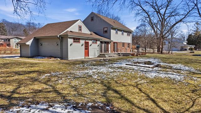 8541 W Midland DRIVE, Greendale, WI 53129