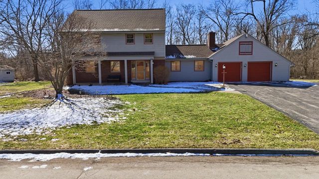 8541 W Midland DRIVE, Greendale, WI 53129