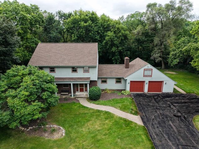 8541 W Midland DRIVE, Greendale, WI 53129