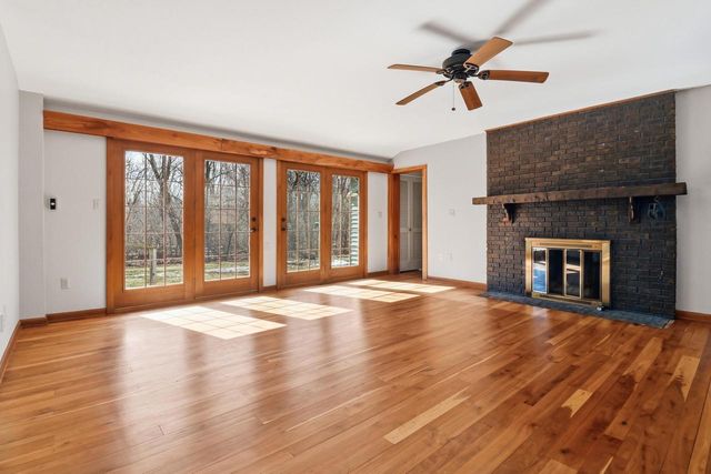 8541 W Midland DRIVE, Greendale, WI 53129