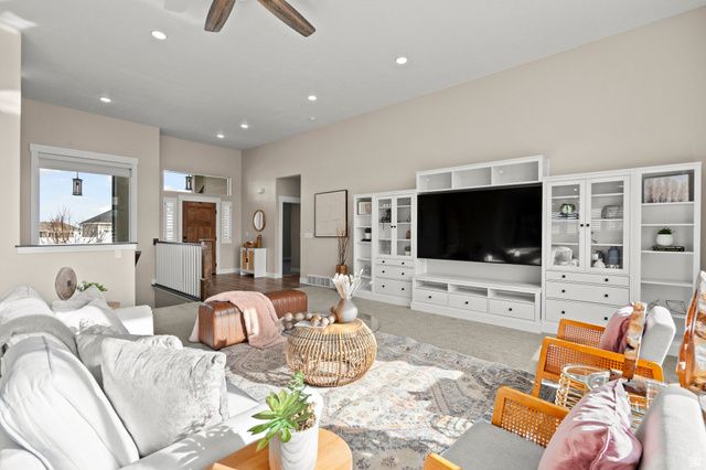 511 W TREJO RIDGE CIR, Grantsville, UT 84029