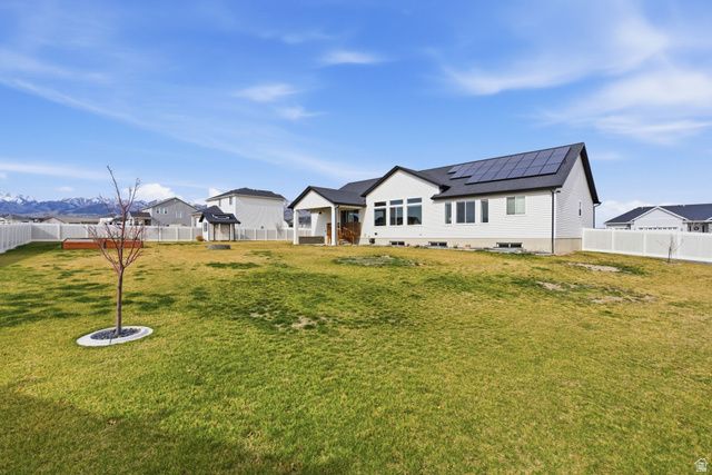 511 W TREJO RIDGE CIR, Grantsville, UT 84029