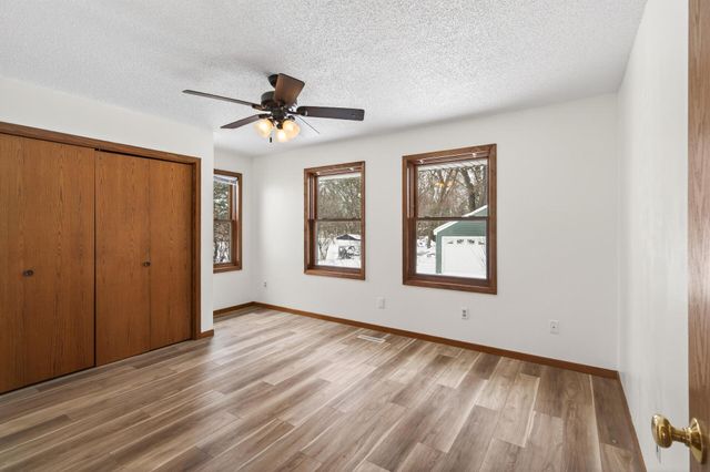 1612 Goodview Avenue N, Oakdale, MN 55128