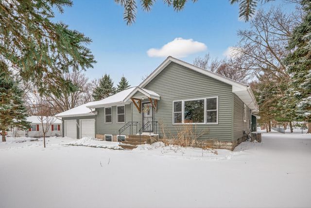 1612 Goodview Avenue N, Oakdale, MN 55128