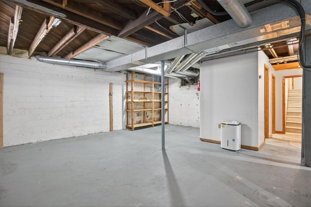 1612 Goodview Avenue N, Oakdale, MN 55128