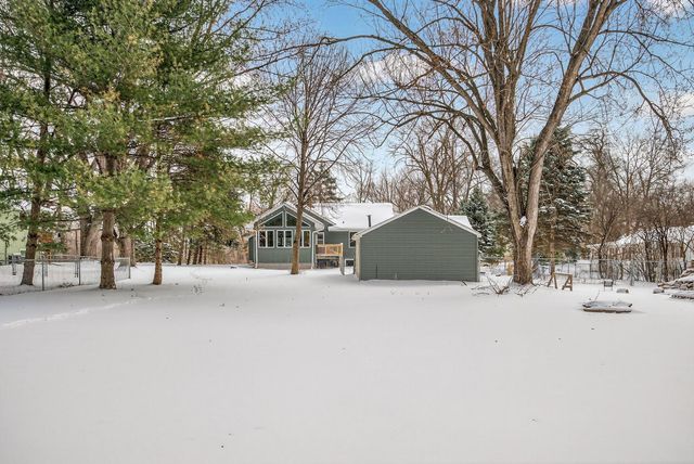 1612 Goodview Avenue N, Oakdale, MN 55128