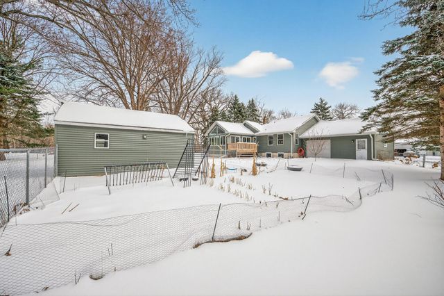 1612 Goodview Avenue N, Oakdale, MN 55128