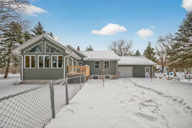 1612 Goodview Avenue N, Oakdale, MN 55128