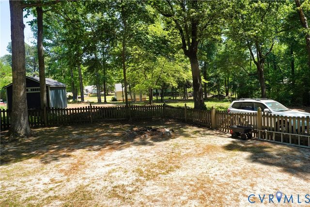 11500 Deep Hollow Ct, Chesterfield, VA 23112