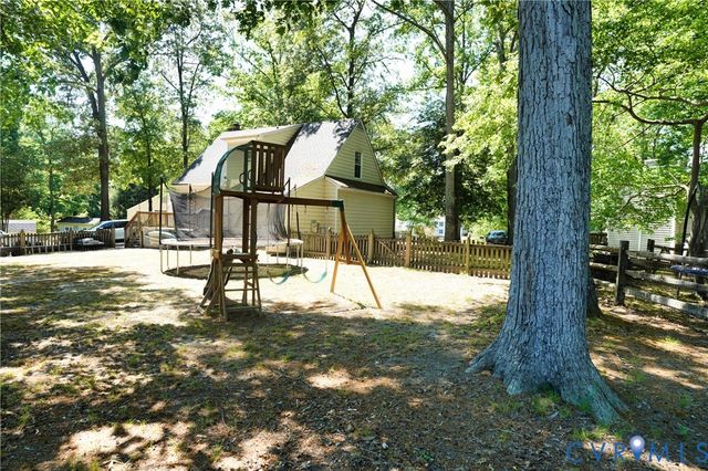 11500 Deep Hollow Ct, Chesterfield, VA 23112