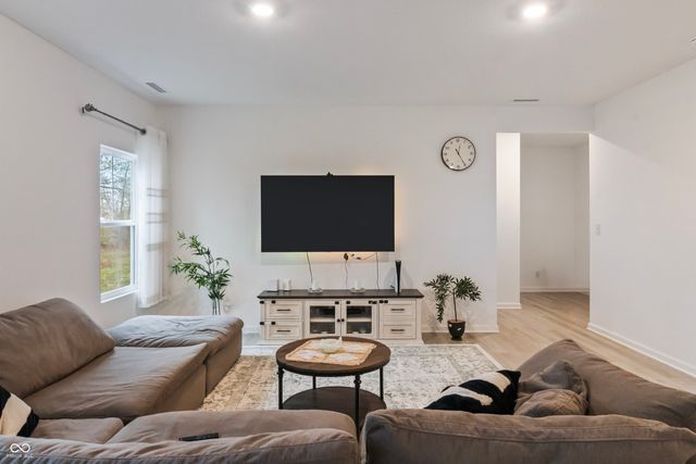 525 Rambo Drive, Westfield, IN 46074