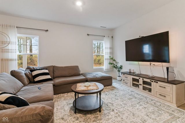 525 Rambo Drive, Westfield, IN 46074