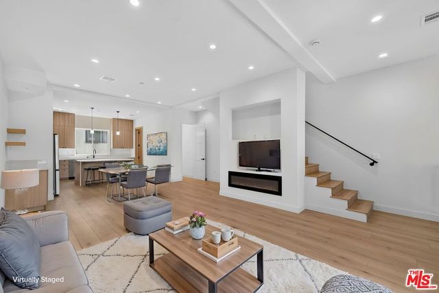 2424 N Council Street, Los Angeles, CA 90026