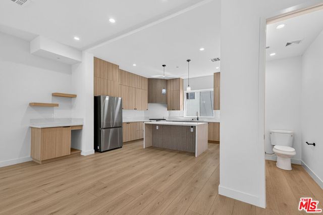 2424 N Council Street, Los Angeles, CA 90026