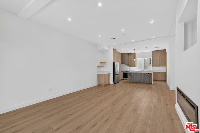2424 N Council Street, Los Angeles, CA 90026