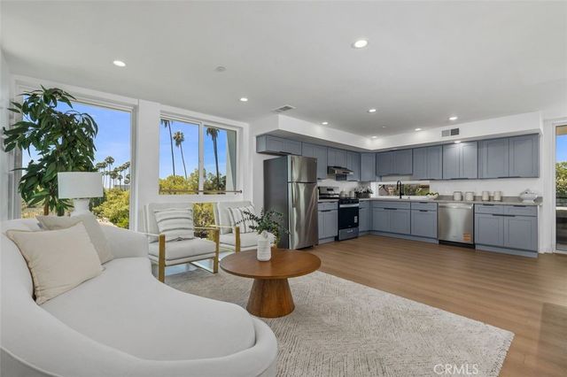 176 N Catalina Avenue 401, Pasadena, CA 91106