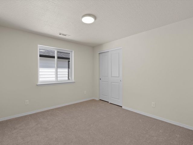 5311 N Ainsworth Ln, Spokane, WA 99217