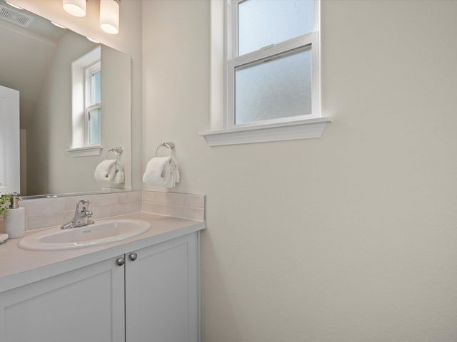 5311 N Ainsworth Ln, Spokane, WA 99217