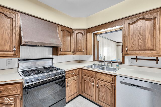 540 Delbrick Lane, Indianapolis, IN 46229