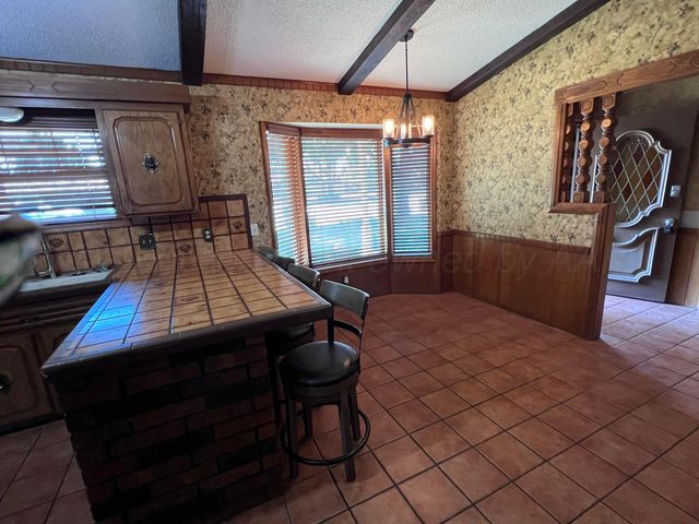 807 Arrah Avenue, Friona, TX 79035