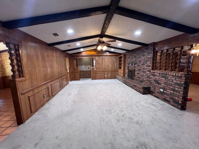 807 Arrah Avenue, Friona, TX 79035