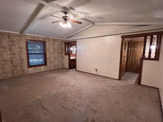 807 Arrah Avenue, Friona, TX 79035