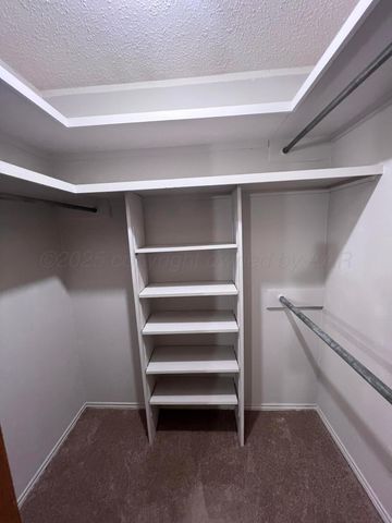 807 Arrah Avenue, Friona, TX 79035