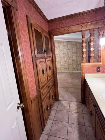 807 Arrah Avenue, Friona, TX 79035