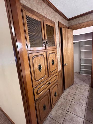 807 Arrah Avenue, Friona, TX 79035