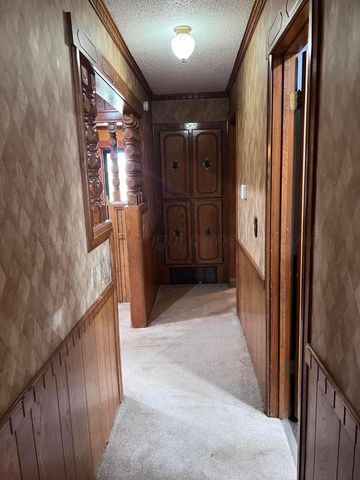 807 Arrah Avenue, Friona, TX 79035