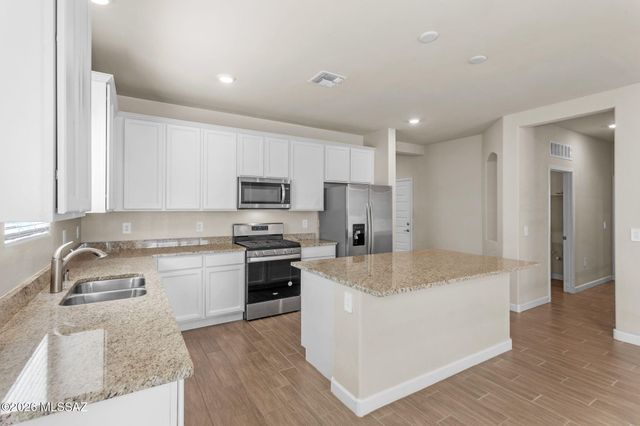 10026 N Ruby Range Trail, Marana, AZ 85653