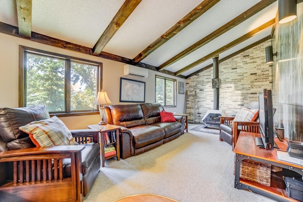 638 Kim Avenue, Hamburg, MN 55339 — photo 4