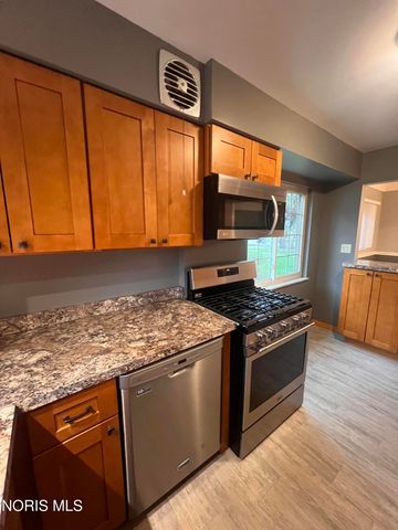 2539 Castleton Avenue, Toledo, OH 43613