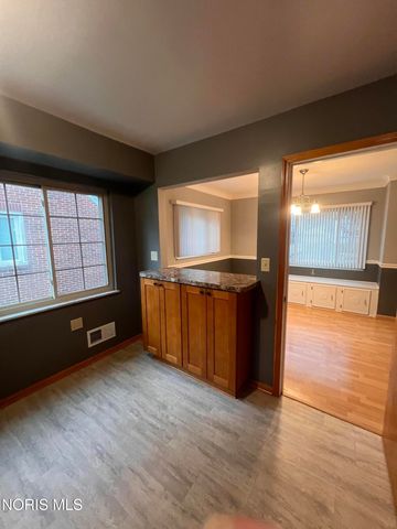 2539 Castleton Avenue, Toledo, OH 43613