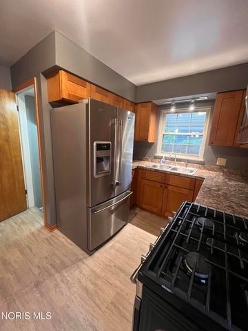 2539 Castleton Avenue, Toledo, OH 43613