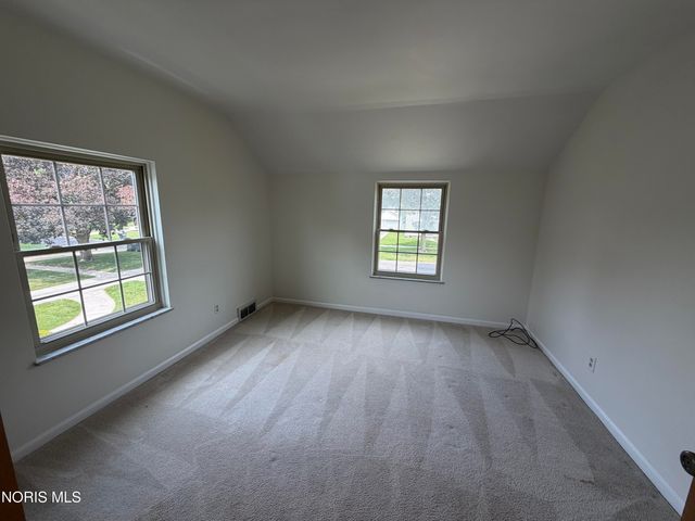 2539 Castleton Avenue, Toledo, OH 43613