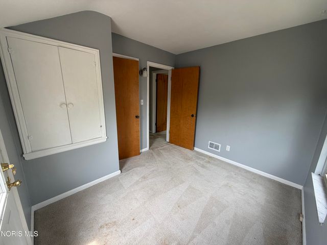 2539 Castleton Avenue, Toledo, OH 43613