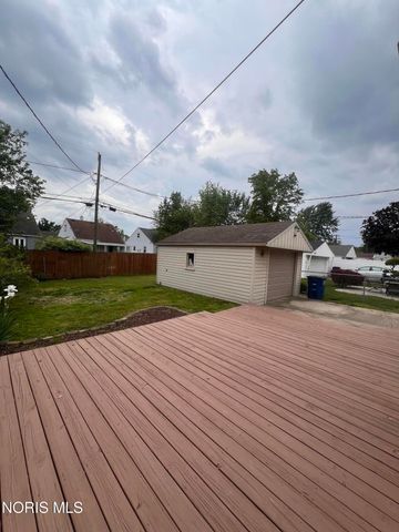 2539 Castleton Avenue, Toledo, OH 43613