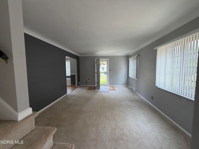 2539 Castleton Avenue, Toledo, OH 43613