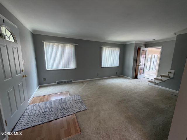 2539 Castleton Avenue, Toledo, OH 43613
