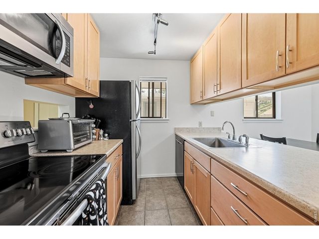 948 North St 17, Boulder, CO 80304