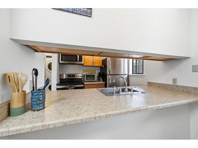 948 North St 17, Boulder, CO 80304