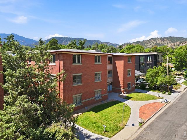 948 North St 17, Boulder, CO 80304